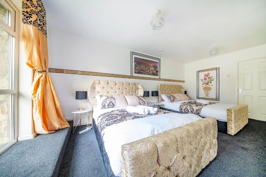 *C.Sani* Setup For Your Most Relaxed & Amazing Stay + Free Parking + Free Fast Wifi * Leeds  Ngoại thất bức ảnh