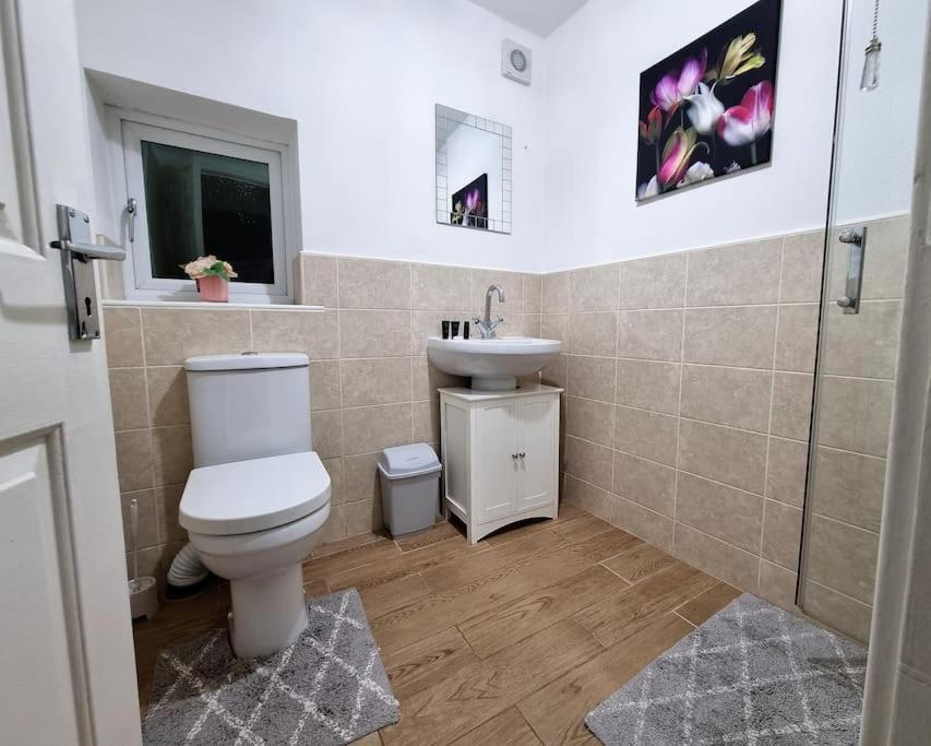 *C.Sani* Setup For Your Most Relaxed & Amazing Stay + Free Parking + Free Fast Wifi * Leeds  Ngoại thất bức ảnh